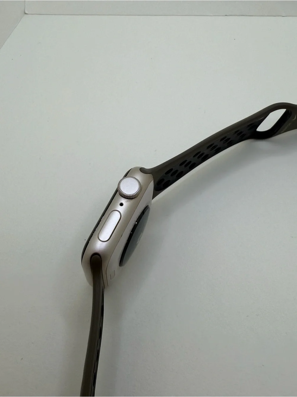Apple Smartwatch with TWO Sport Band SE 40MM